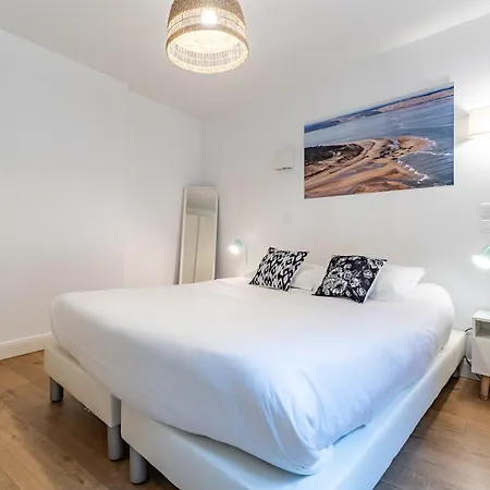 Superbe Avec Terrasse En Centre * Bordeaux