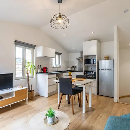 Superbe Avec Terrasse En Centre