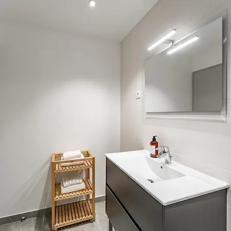 아파트 Superbe Avec Terrasse En Centre