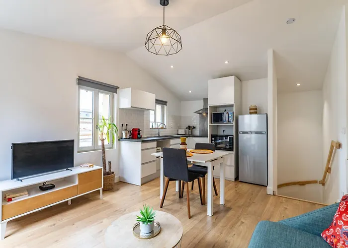 Superbe Avec Terrasse En Centre