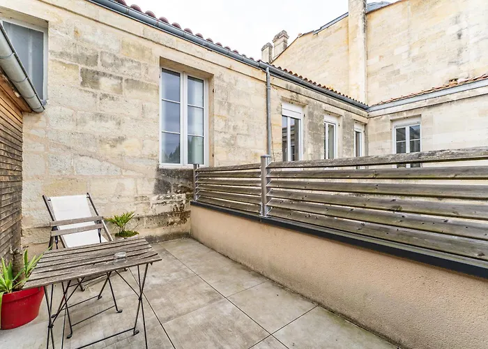 Superbe Avec Terrasse En Centre *