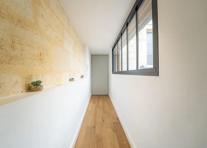 Superbe Avec Terrasse En Centre